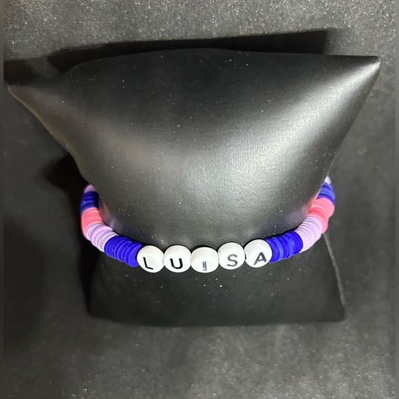 Luisa (Encanto) Heishi Bracelet - Picture 2 of 8